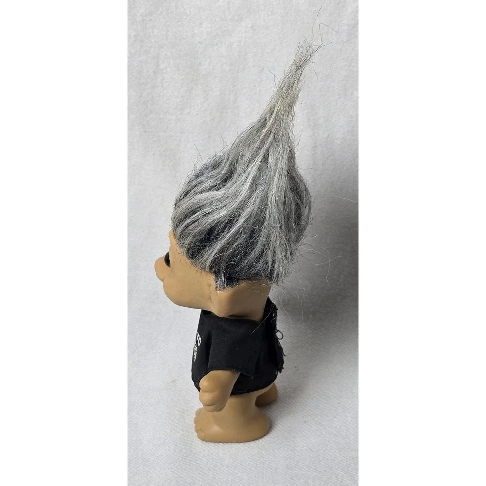Russ Troll Doll Figure # 18320 Aged To‎ Perfection Tshirt Gray Hair 90's Vintage
